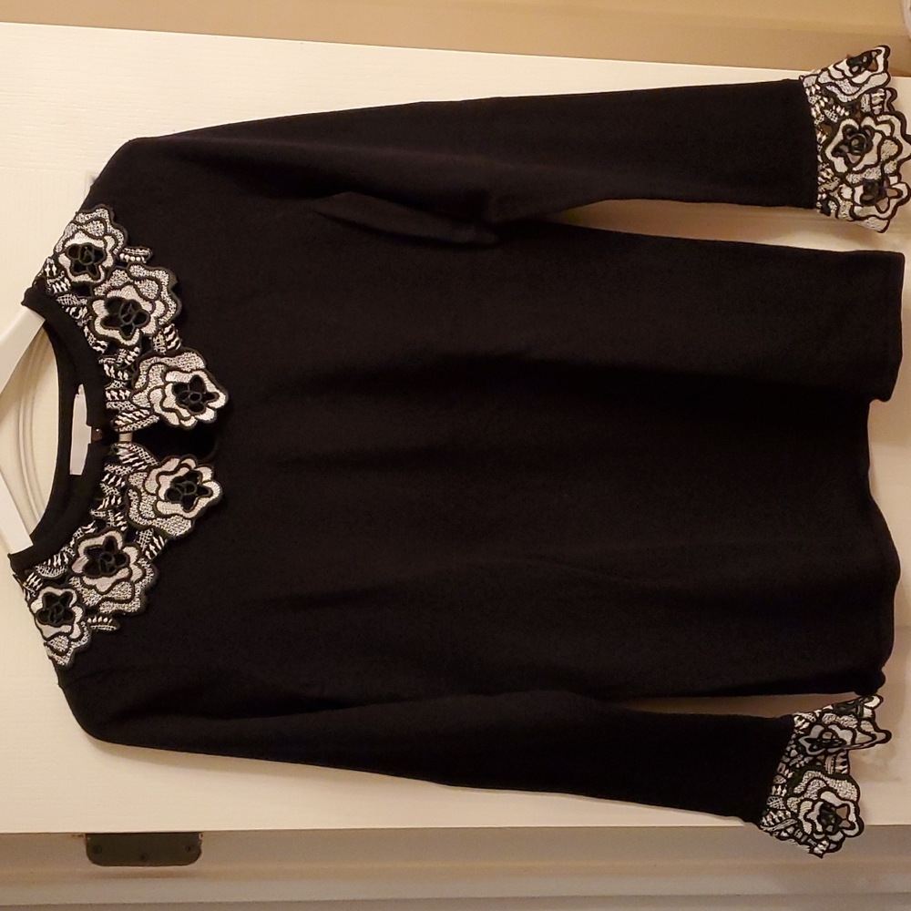 COPY - Womens sweater Anne Fontaine black with flower lace embroidery